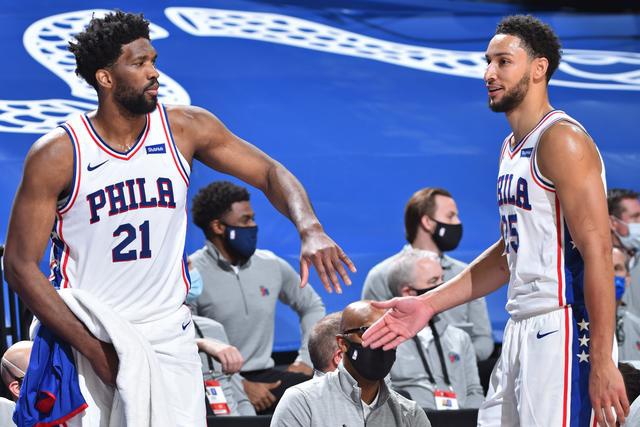 乐鱼体育登录-包含在“逆转”战役中，蒂伊多次用“攻防转换”帮助球队稳住局面！的词条