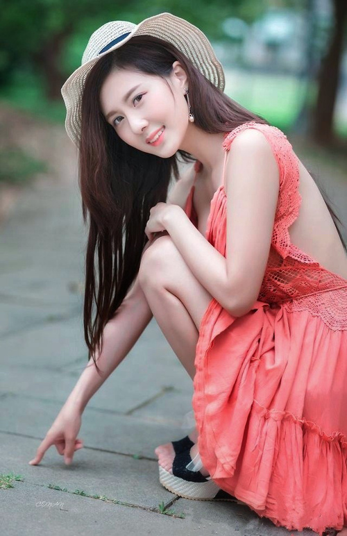 女子举重世界纪录被打破,哈萨克斯坦选手惊艳亮相,哈萨克斯坦女子举重中国人