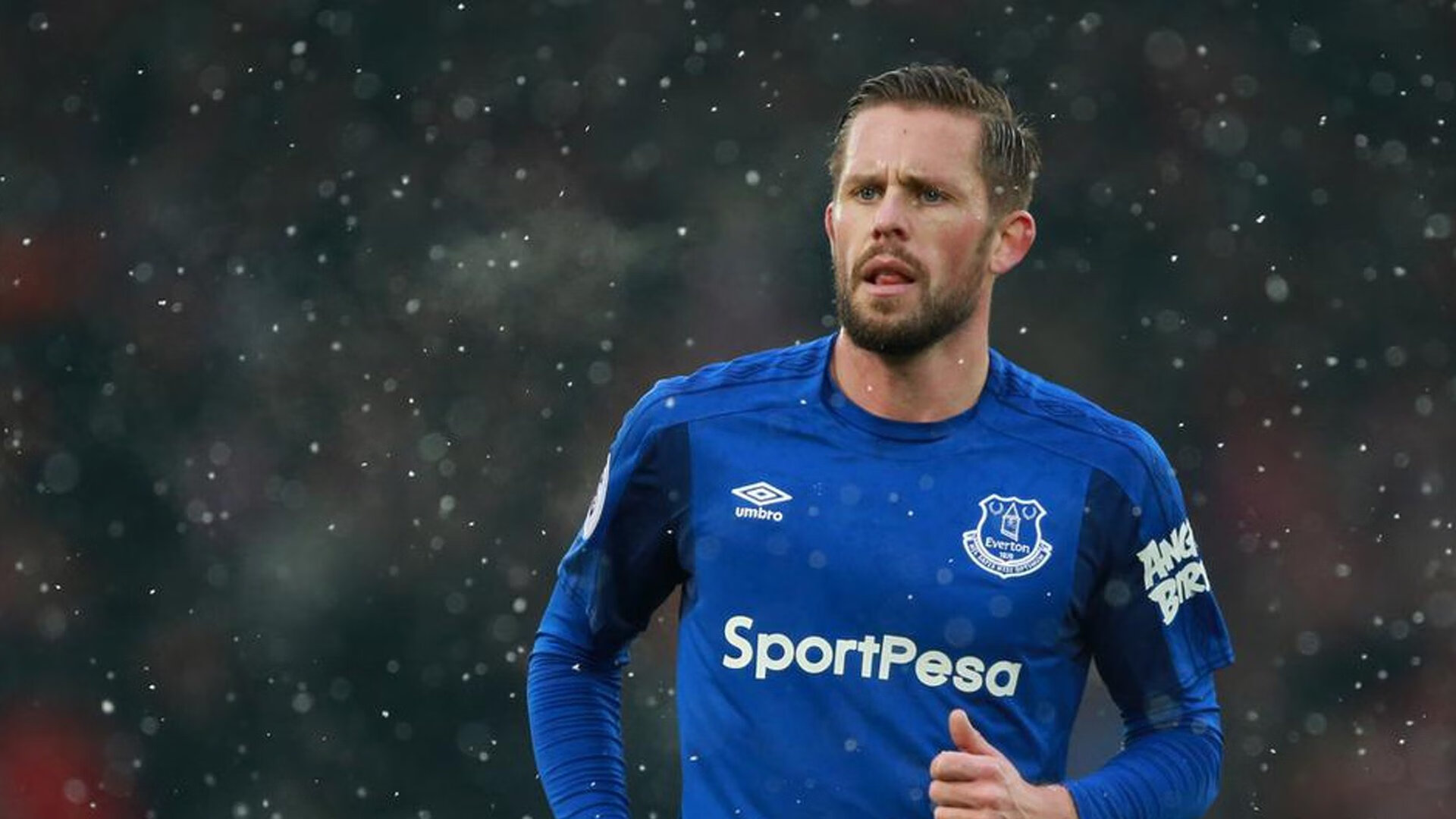 “足球赛事直播平台技术革新,观赛体验全面升级”,足球比赛视频直播平台