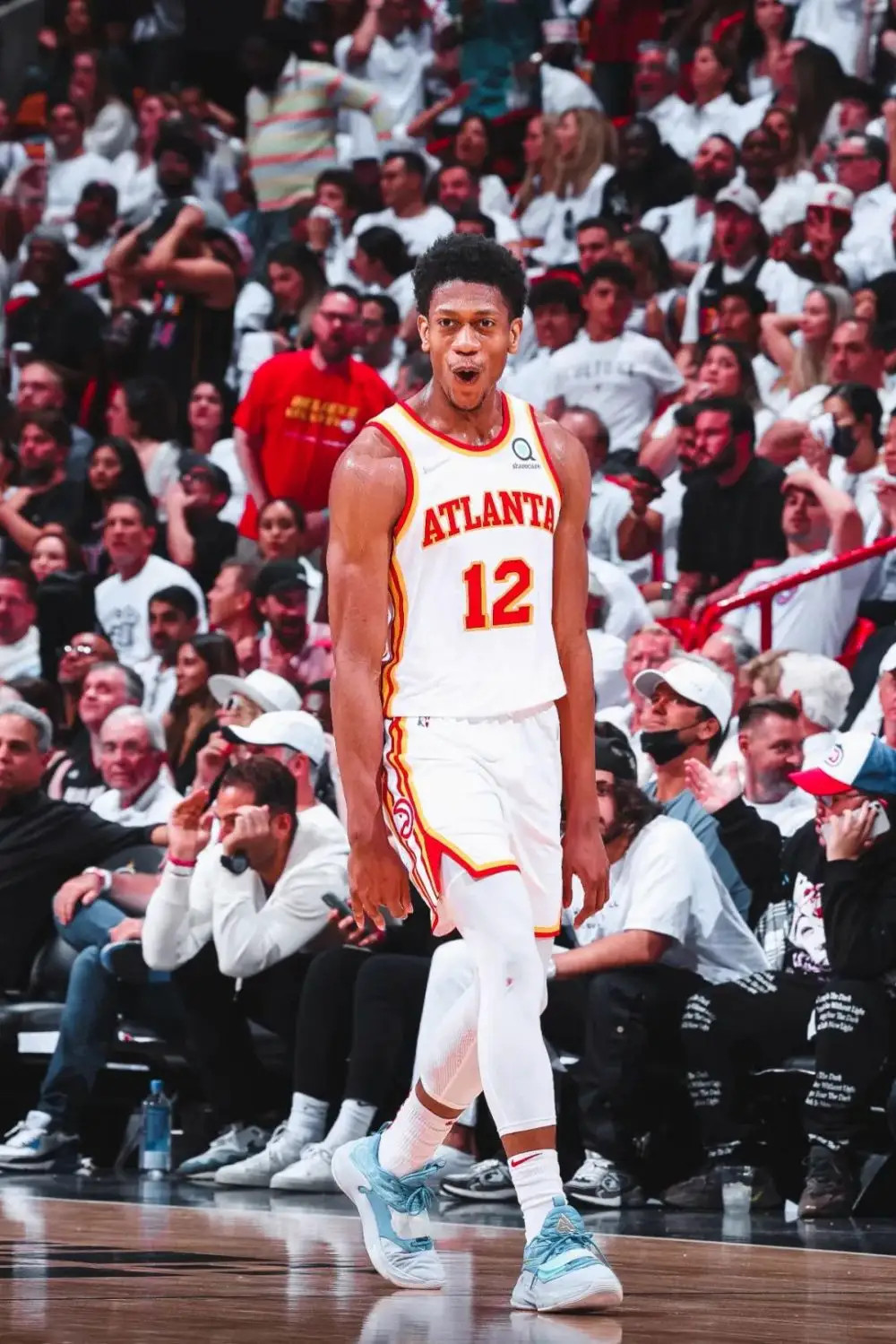 包含乐鱼体育：76人队新赛季：尼昂表示将提升组织能力的词条