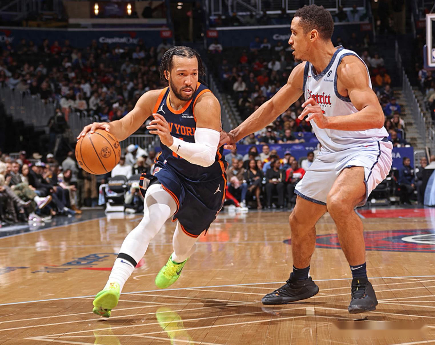 包含乐鱼体育:凯尔特人队板凳深度提升：布罗格登的加盟带来什么？的词条