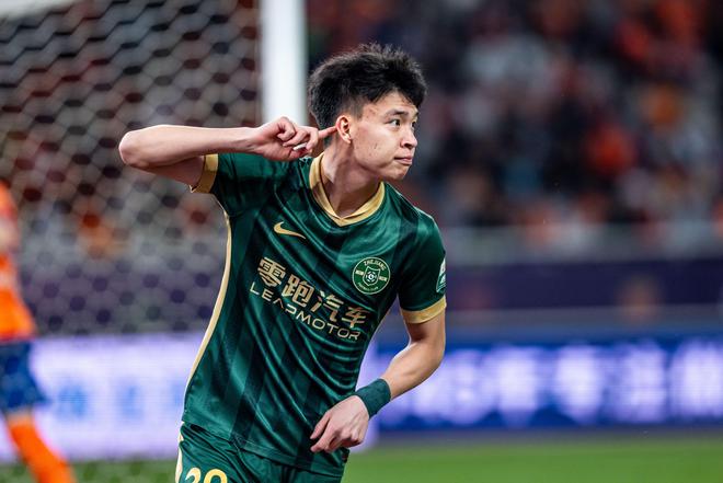 关于乐鱼体育:中国足球留洋球员：在欧洲联赛表现稳定，赢得更多认可的信息