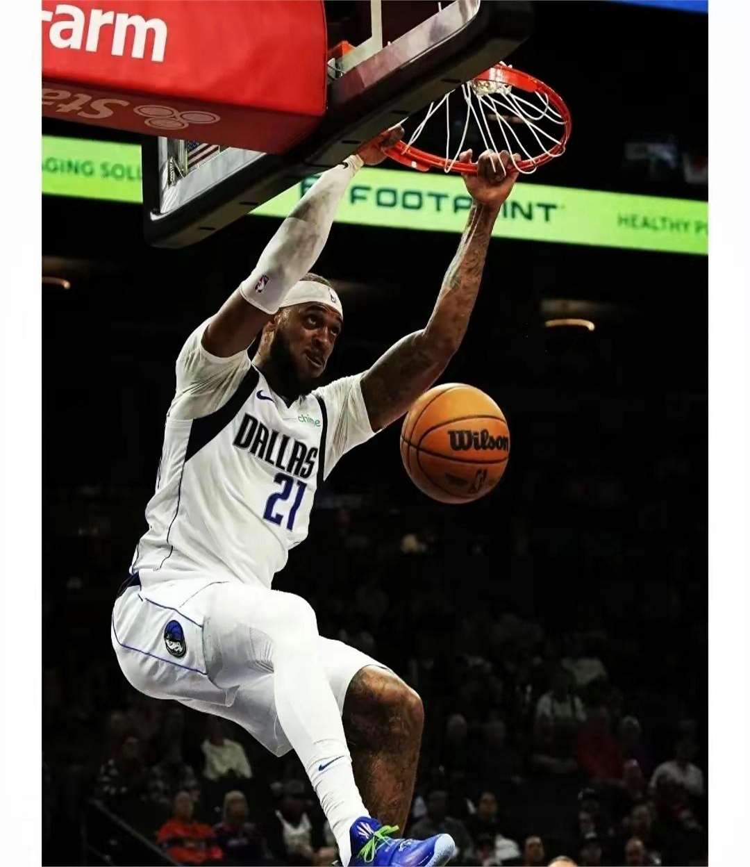 乐鱼体育：NBA联盟公布新赛季最佳总经理赔率：佩林卡领跑的简单介绍